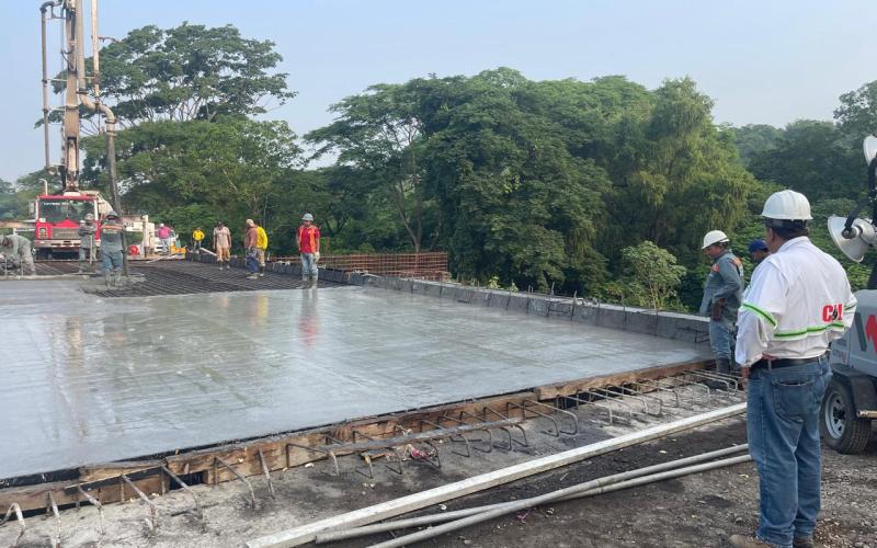 El CIV cumple con lo prometido al pueblo de Guanagazapa y avanza en la construcción de puentes 