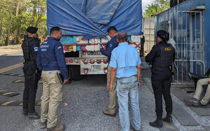 Emitidas 625 licencias de trasporte de productos avícolas 