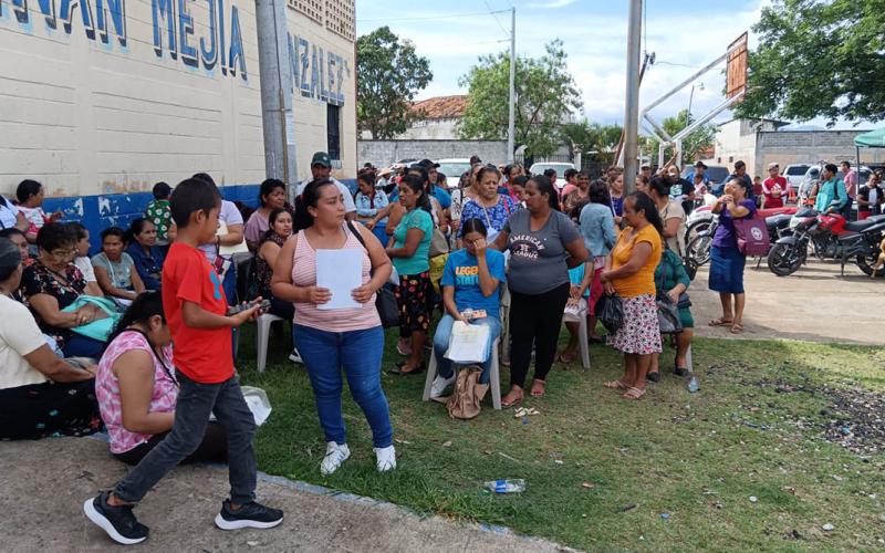 Familias de Monjas reciben asistencia alimentaria
