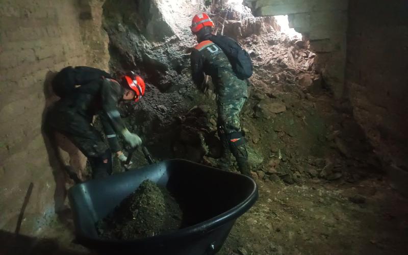 Ejército de Guatemala apoya a los guatemaltecos afectados por lluvias en Baja Verapaz y Quiché.