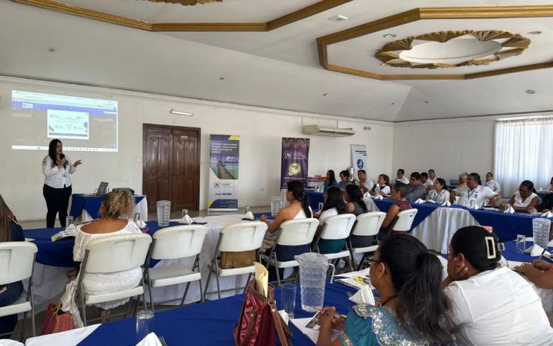 El taller fue una oportunidad valiosa para los asistentes, quienes obtuvieron orientación actualizada y detallada sobre los trámites necesarios ante instituciones públicas.