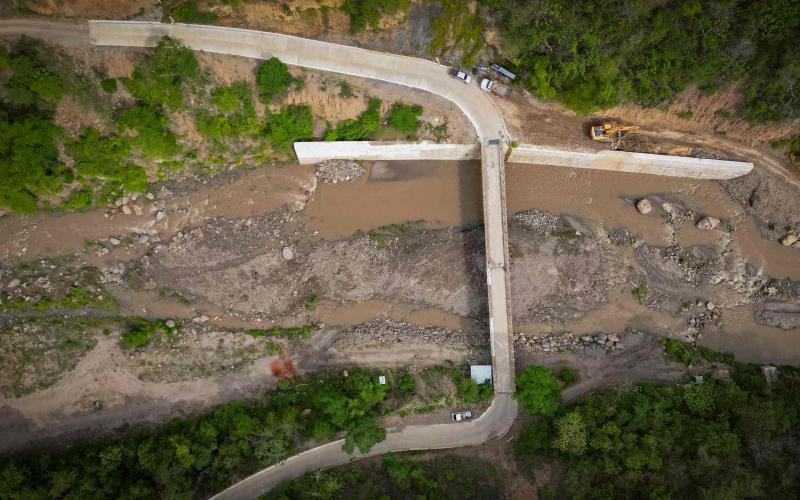 Trabajos en puente Tobar fortalecen la movilidad y economía de San José La Arada