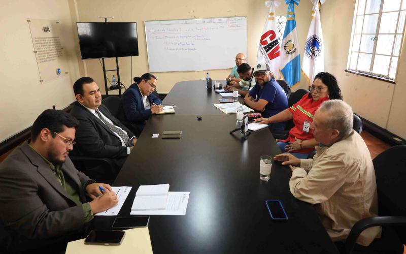 Diálogo con gremios de transporte busca mejorar atención y simplificar procesos