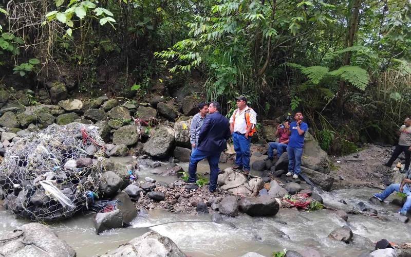  CIV interviene para atender hundimiento en la ruta Cito Zarco