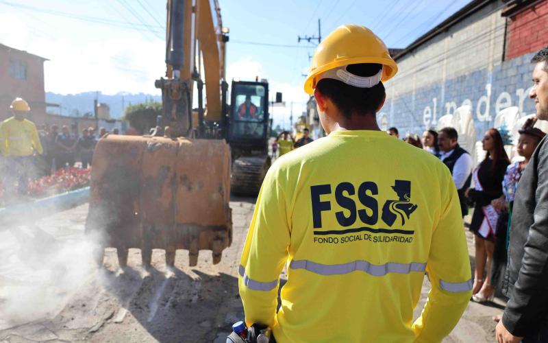 Se inician los trabajos de mejoramiento en la Calle Real Centenario de El Tejar