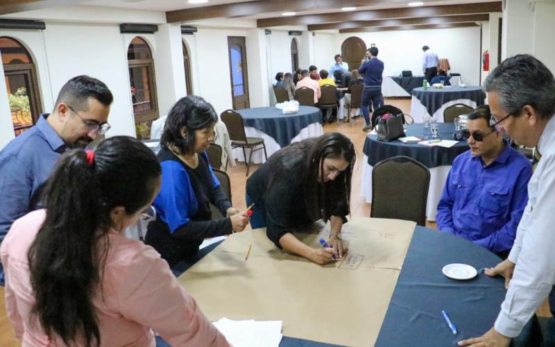 Taller de fortalecimiento interno para la creación de manuales y mejora de procesos en el Departamento Social