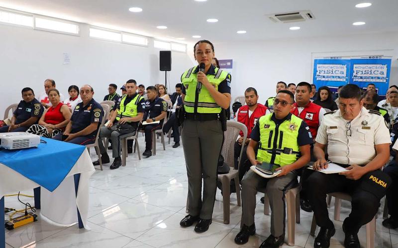 ¡Seguridad olímpica en ruta escolar! Brigadas de Provial y Educación Física se unen por el bienestar estudiantil