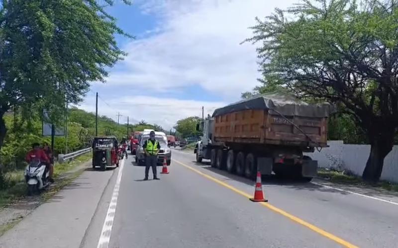El trabajo no se detiene: Provial asiste en colisión múltiple en ruta al Atlántico