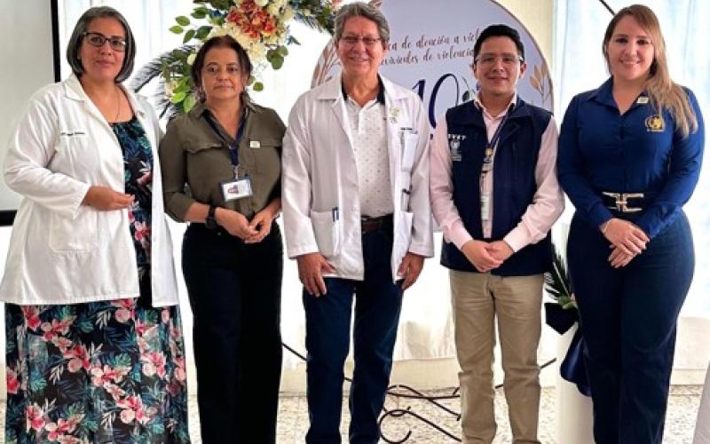 Reconocen el trabajo del personal de la Clínica de Atención a Víctimas Sobrevivientes de Violencia Sexual de El Progreso.