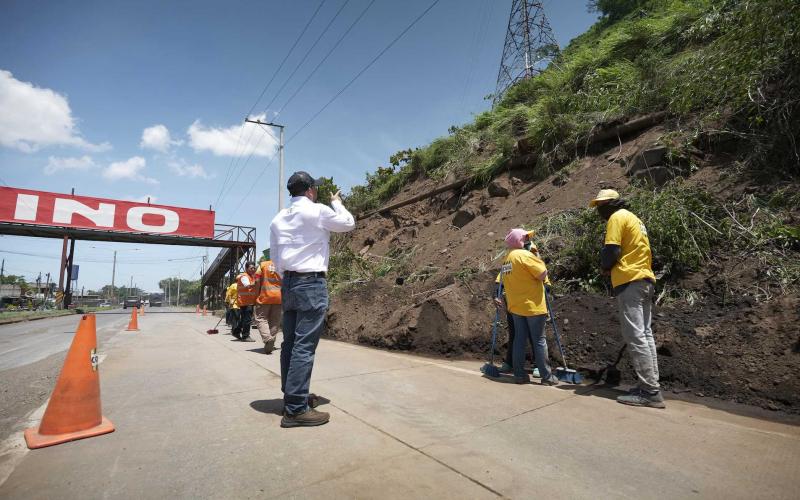COVIAL habilita paso en ruta CA-9 Sur tras derrumbe