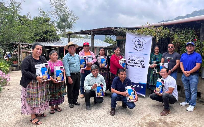 Comunidades fortalecen su organización con insumos y capacitación