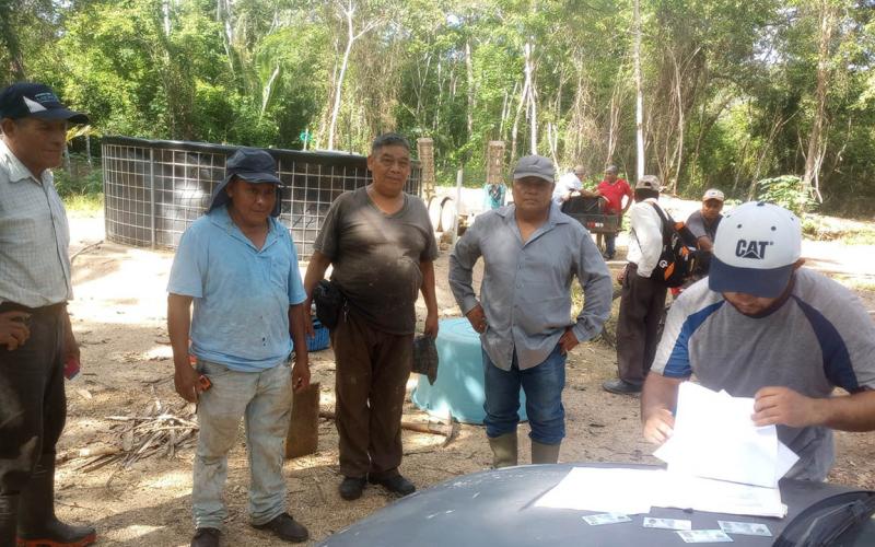 Granja acuícola de Santa Elena recibe asistencia técnica