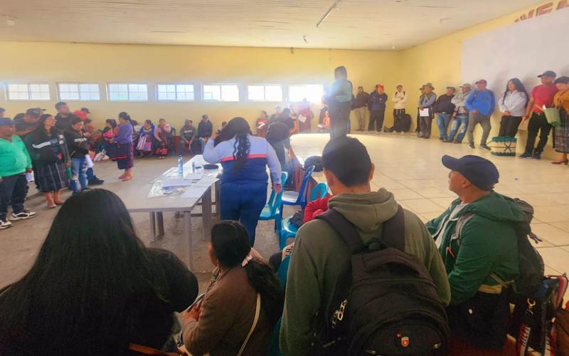 Impulsan huertos comunitarios para mejorar la alimentación de familias en Sololá