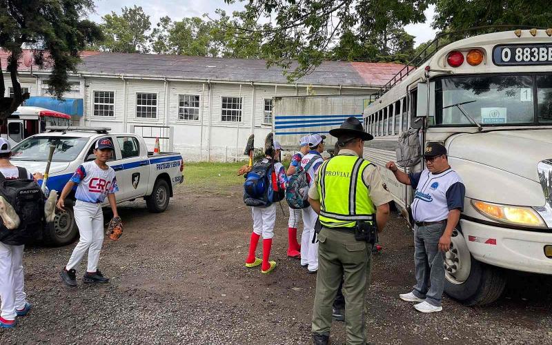 El deporte se juega en la cancha... y también en la carretera: PROVIAL se suma al equipo por la seguridad vial