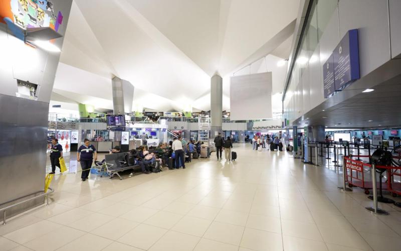 El Aeropuerto Internacinoal La Aurora continúa operando con normalidad