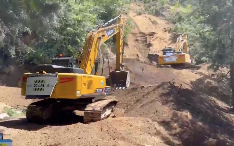COVIAL atiende desprendimientos de tierra en ruta entre San Juan del Obispo y Santa María de Jesús
