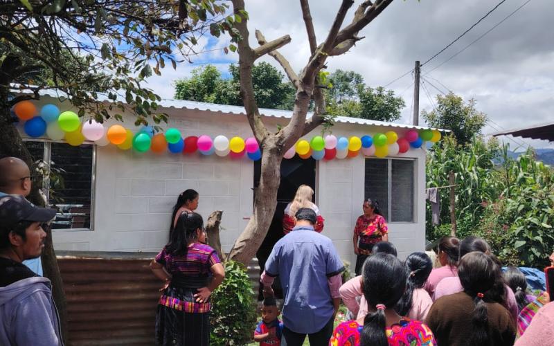 71 familias tendrán un hogar digno en Chichicastenango: FOPAVI entrega primeras viviendas en Quiché