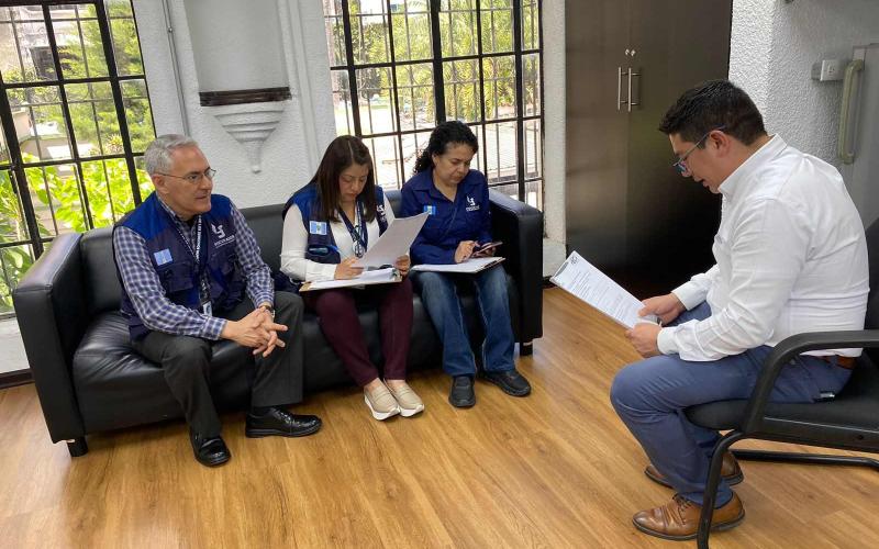 Visita de la PDH a la DGT destaca avances en educación vial y modernización del transporte público