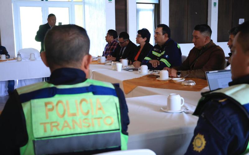 mesa de trabajo en Quetzaltenango