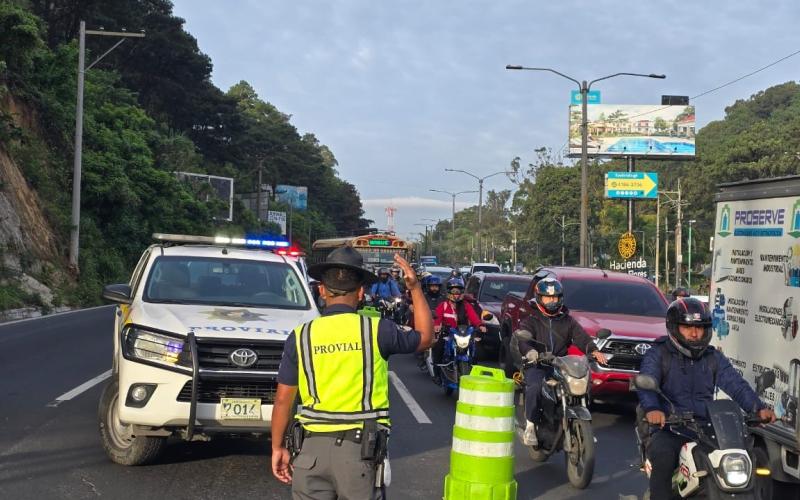 Provial brinda apoyo en trágico accidente en la ruta al Pacífico y contribuye a la movilidad vehicular