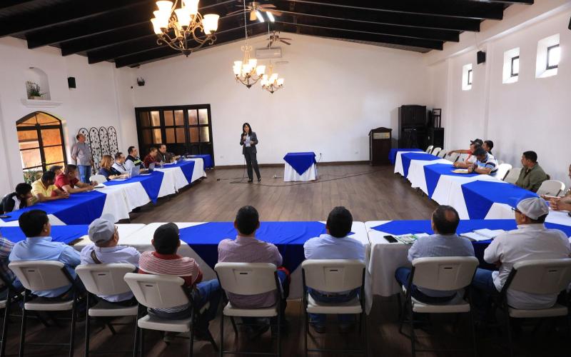 DGT fortalece diálogo con transportistas del Norte del país