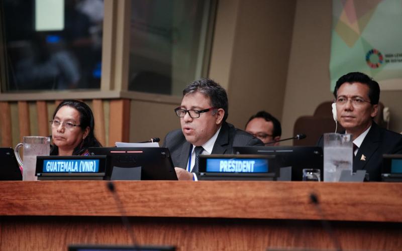 El V Informe de RNV fue presentado por el secretario de Planificación y Programación de la Presidencia, Carlos Mendoza.