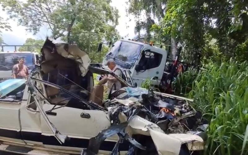 Accidente en Izabal deja una persona fallecida; Provial regula el tránsito en la zona