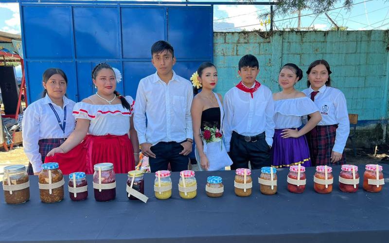 AMER de San Marcos promueve el emprendimiento juvenil 