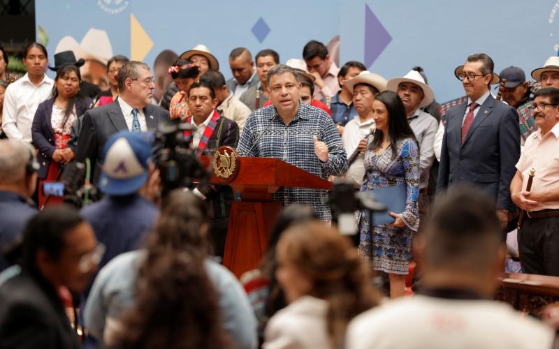 Gobierno de Guatemala realizó una conferencia de prensa para anunciar y explicar de qué trata la iniciativa de ley.