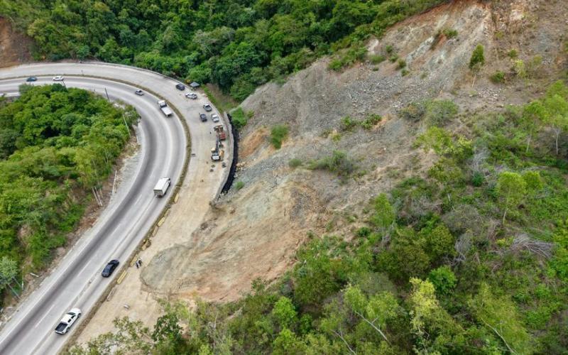 Talud en km 43 de ruta al Atlántico será reforzado con bermas y gaviones