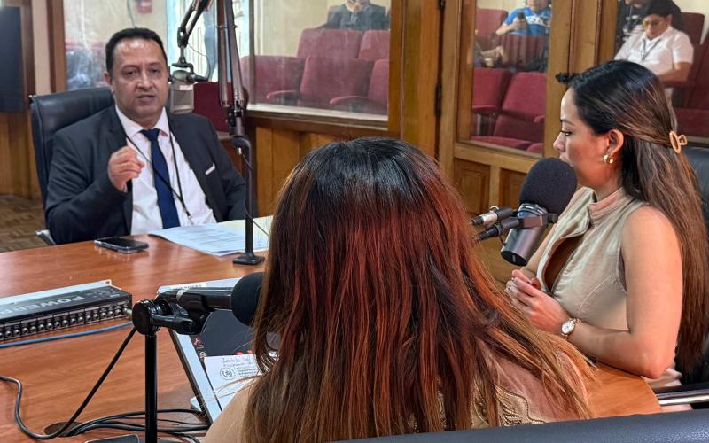 Familias guatemaltecas acceden a escrituras gratuitas y seguras 