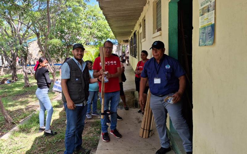 En Jutiapa dotan de herramientas, semillas y capacitación a agricultores