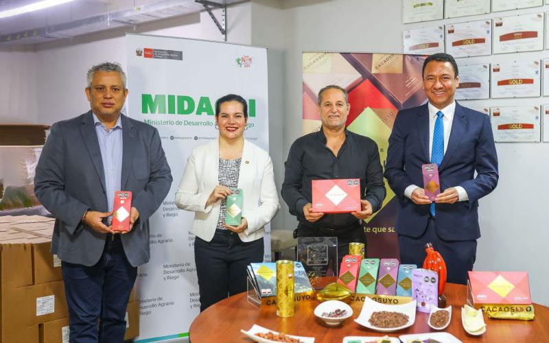 Guatemala y Perú promoverán sello de no trabajo infantil en producciones de cacao y chocolate
