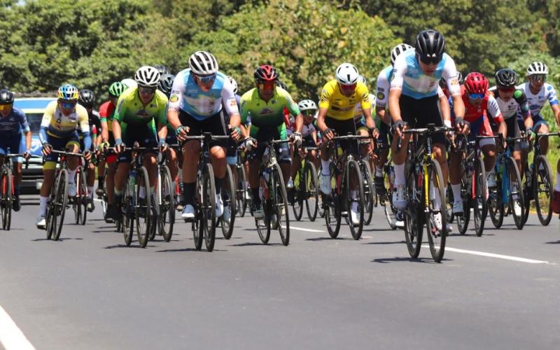 PROVIAL acompaña con seguridad vial la Vuelta Ciclística del Porvenir 