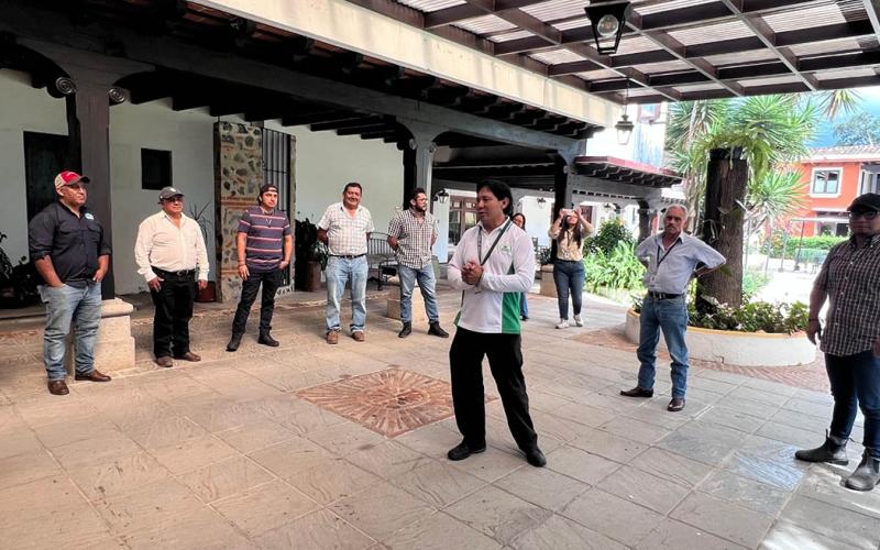 Optimizan capacidades de extensionistas en prácticas forestales