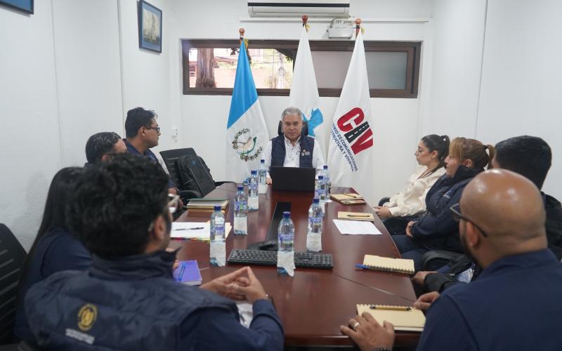 Viceministro de Comunicaciones sigue navegando el mapa institucional de la UNCOSU