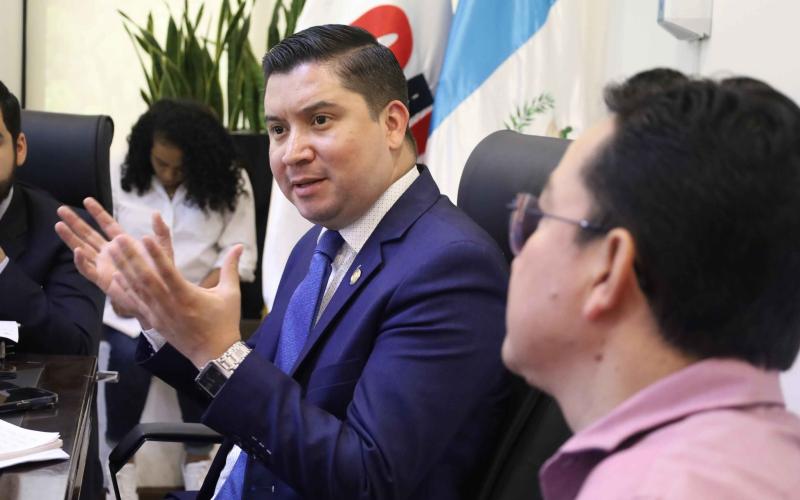 Gobierno coordina hoja de ruta para atender daños en viviendas tras sismos en Escuintla, Sacatepéquez y Jutiapa