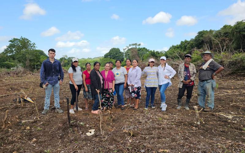 Productores de El Chal reciben insumos agrícolas