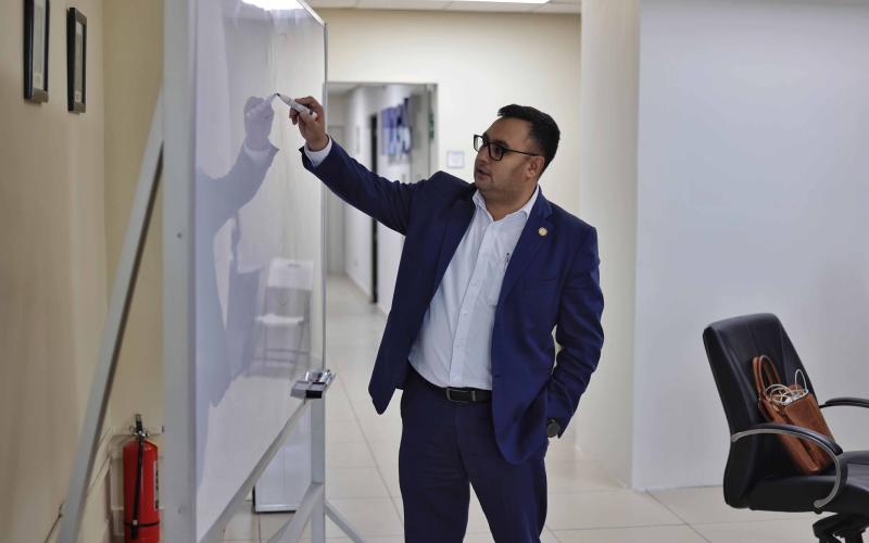 DGT traza un nuevo rumbo: hacia servicios más ágiles y eficientes para los usuarios