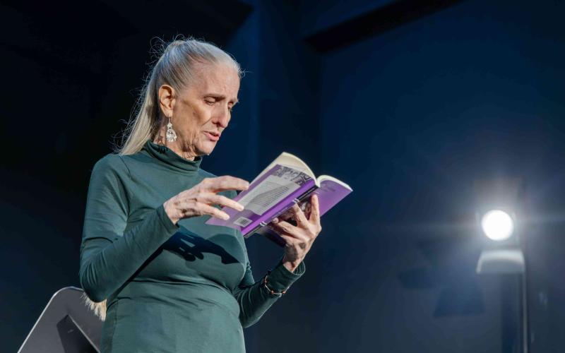 Teatro de Rescate”, libro de Margarita Kénefic