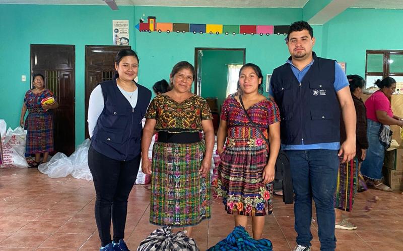 Familias de San Marcos y Chimaltenango reciben alimentos por iniciativas comunitarias