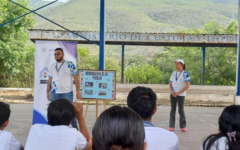 tradición oral en El Jícaro con la charla “Memoria Viva”