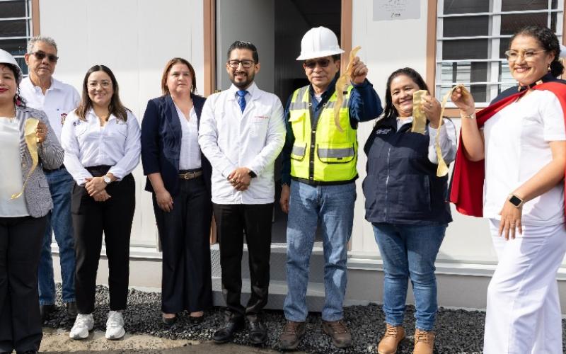 UCEE entrega nueva esperanza para la salud con módulos y mobiliario básico para el Hospital Nacional de Amatitlán