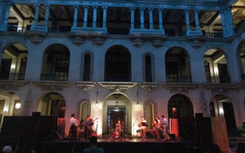 Toques desde el Guacamolón