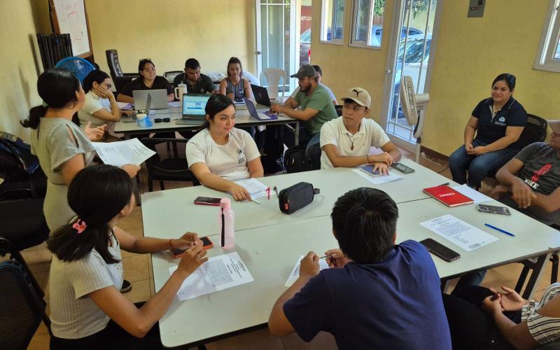 Servidores cívicos de Chiquimula fortalecen sus capacidades técnicas