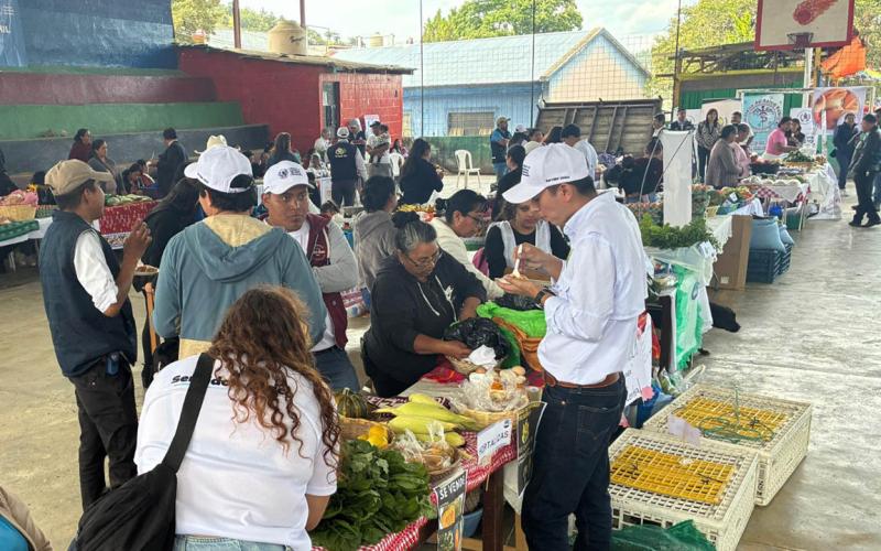 Huehuetenango vive una fiesta de la agricultura y desarrollo