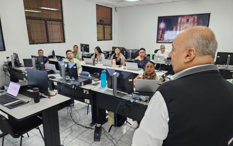 El primer curso permitirá que los participantes desarrollen competencias para apoyar al equipo de Certificación Técnica de una Autoridad Aeronáutica Nacional 