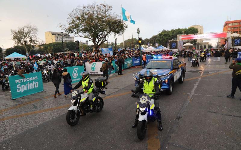 ¡Atención motociclistas! Respeto y precaución en estas fiestas patrias 