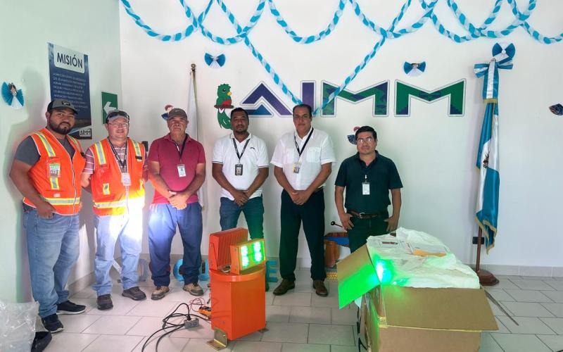 Este moderno equipo, compacto y de largo alcance, cumple con normativa de la Federal Aviation Administration (FAA)