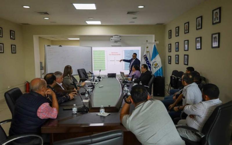 Avanzan soluciones legales para garantizar continuidad del transporte público en beneficio de los usuarios